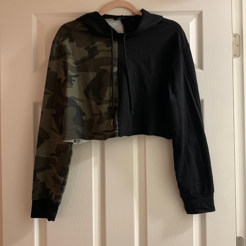 SHEIN Cropped Hoodie // Size Medium